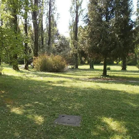 Garden To 1 Km From The Centre Of Διαμέρισμα *